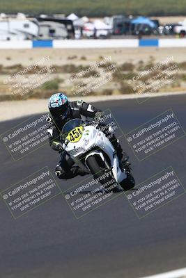 media/Sep-07-2025-CRA (Sun) [[6d6582c22b]]/Race 10/